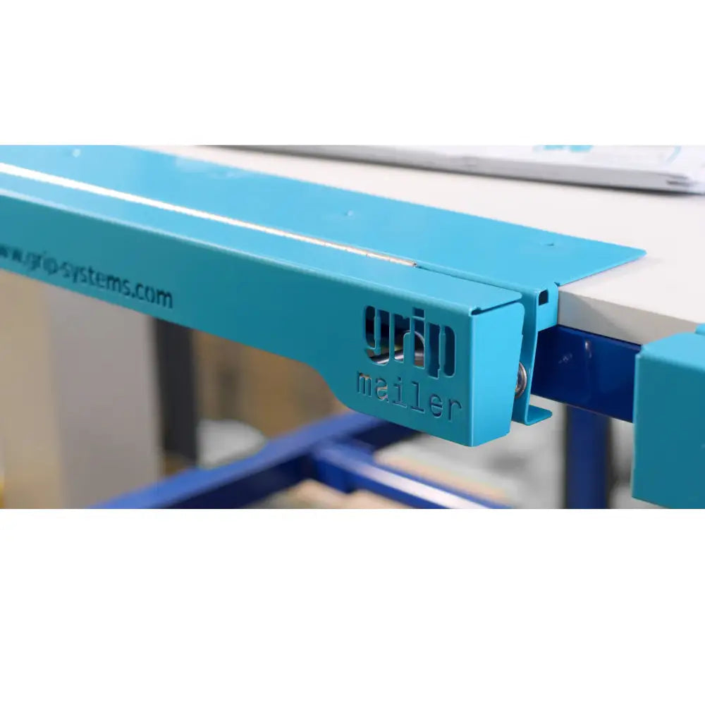 Grip mailer - easy mail fulfilment system