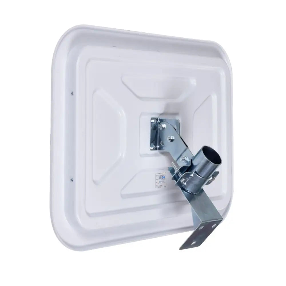 Rectangular traffic mirrors with reflective edges