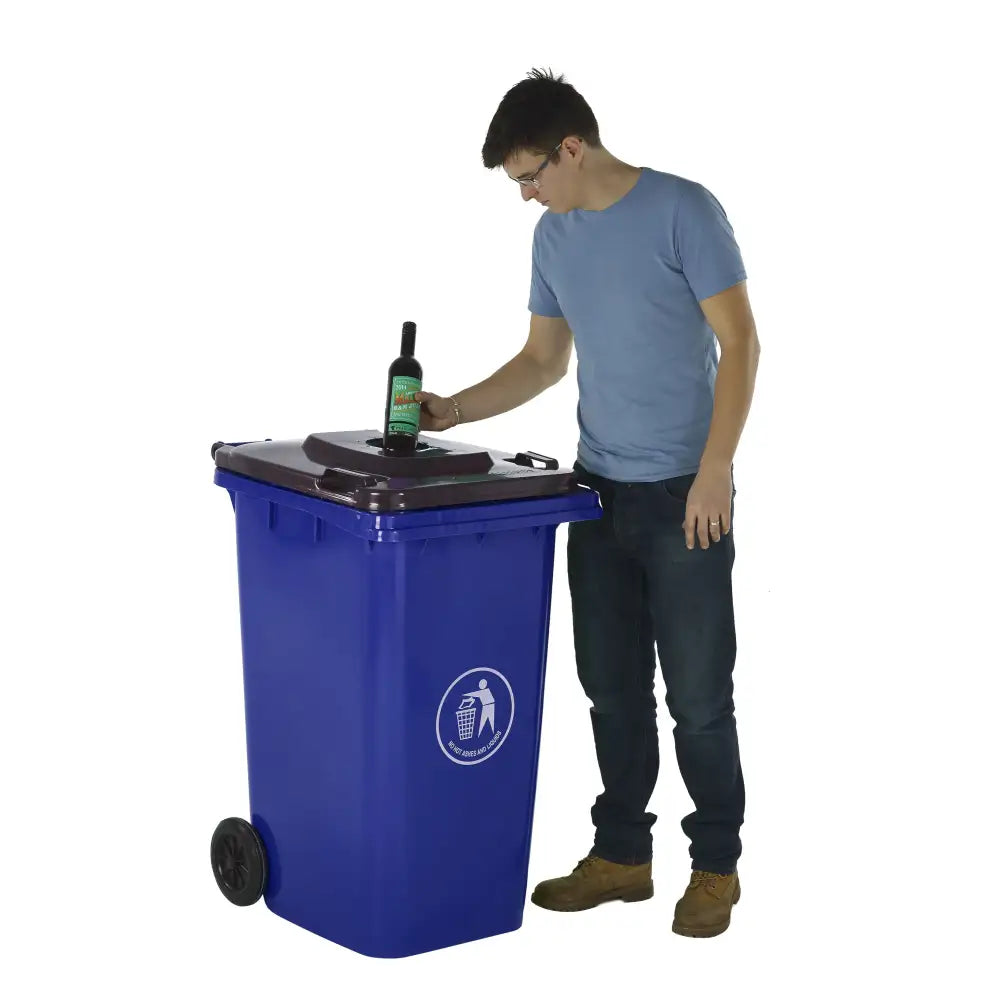 Wheeled bins with bottle hole lid