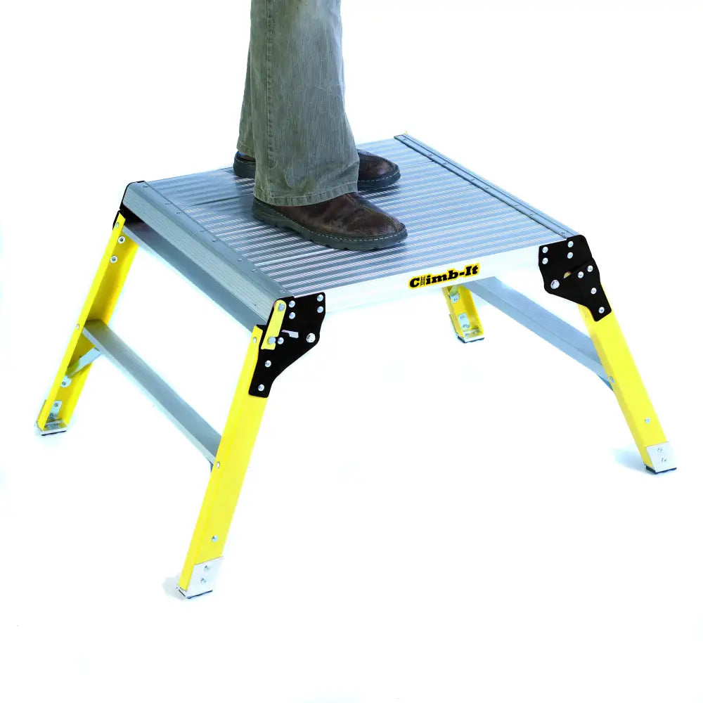 Climb-it aluminium platform with glass fibre legs