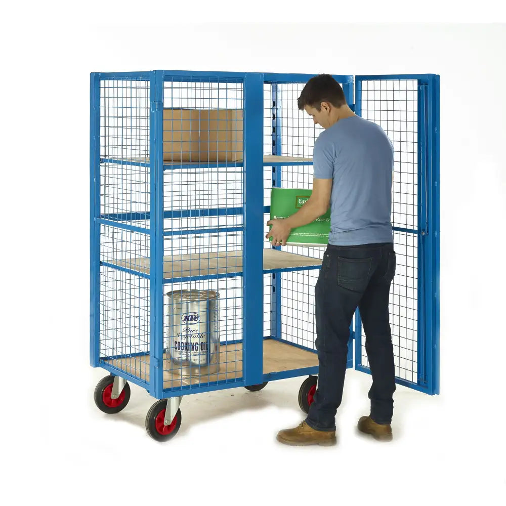 Heavy duty distribution trucks