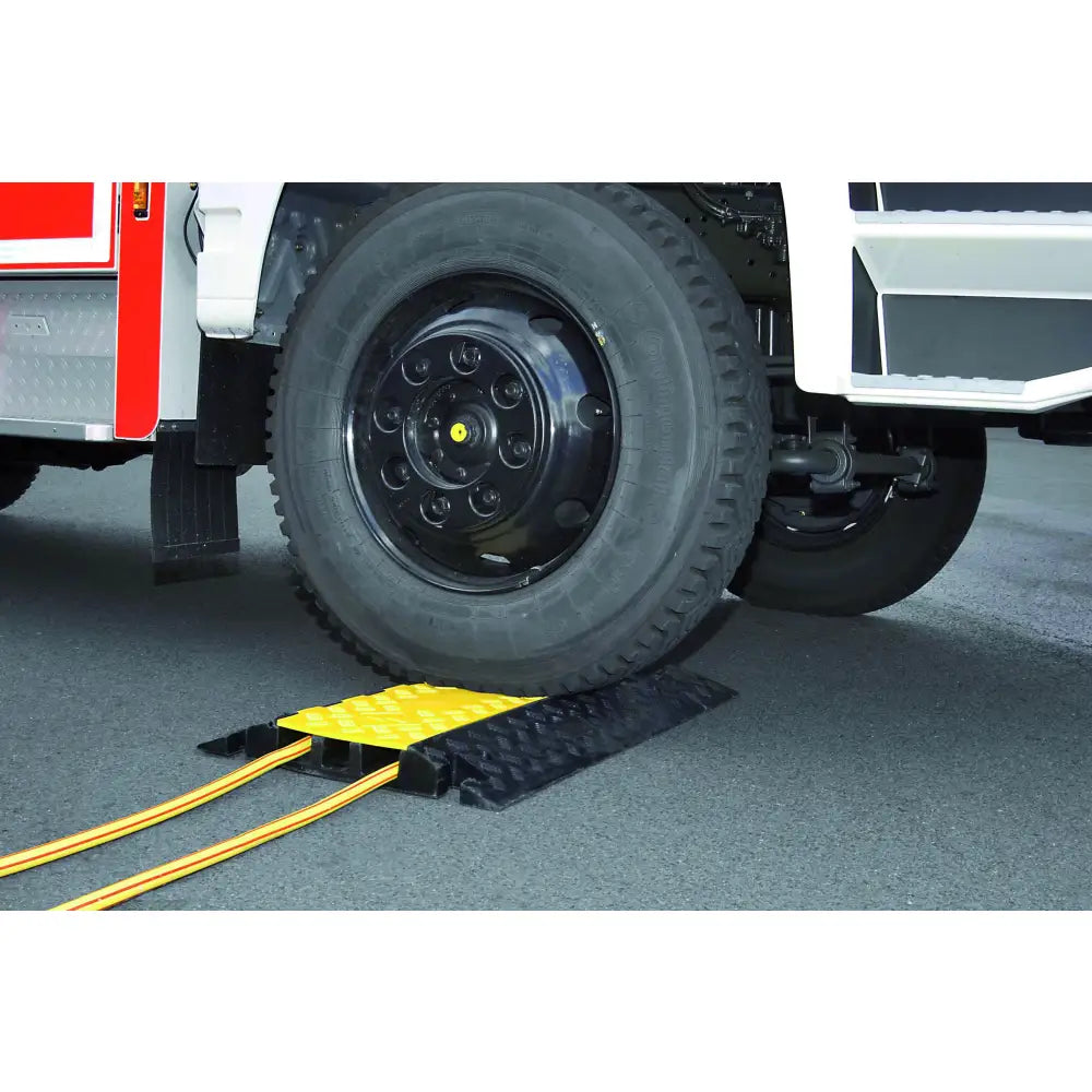 Large cable protection ramps - 3 channel