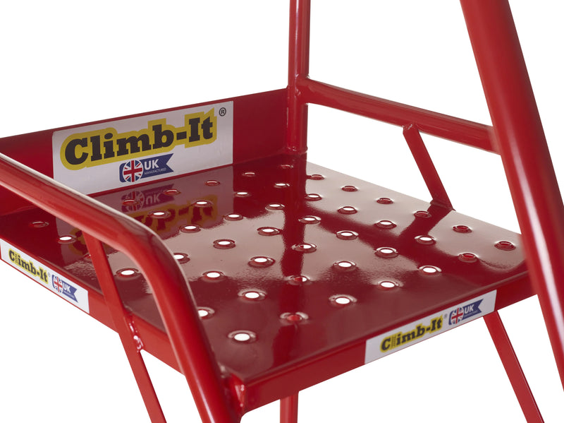 Climb-It UK Domed Feet Steps - Red  Get Me Packaging   