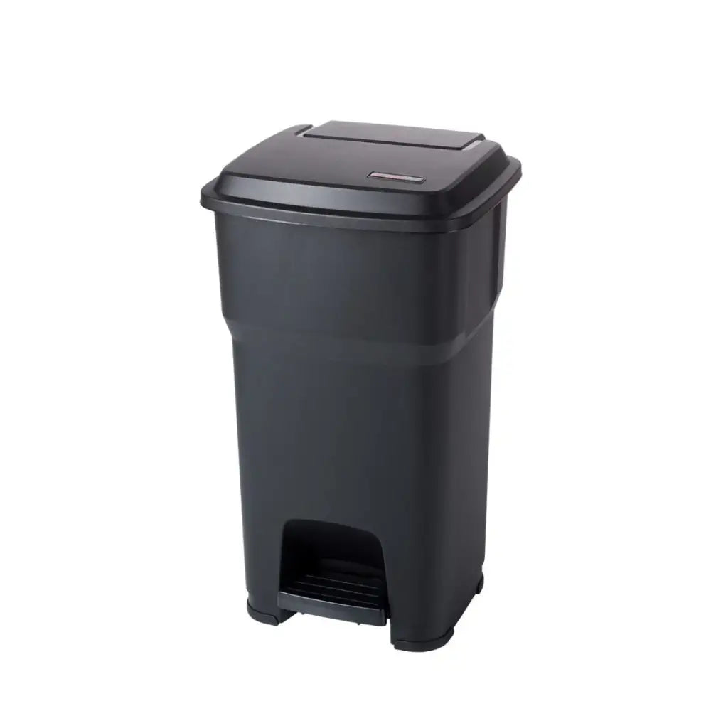Pedal bins with soft closing lids