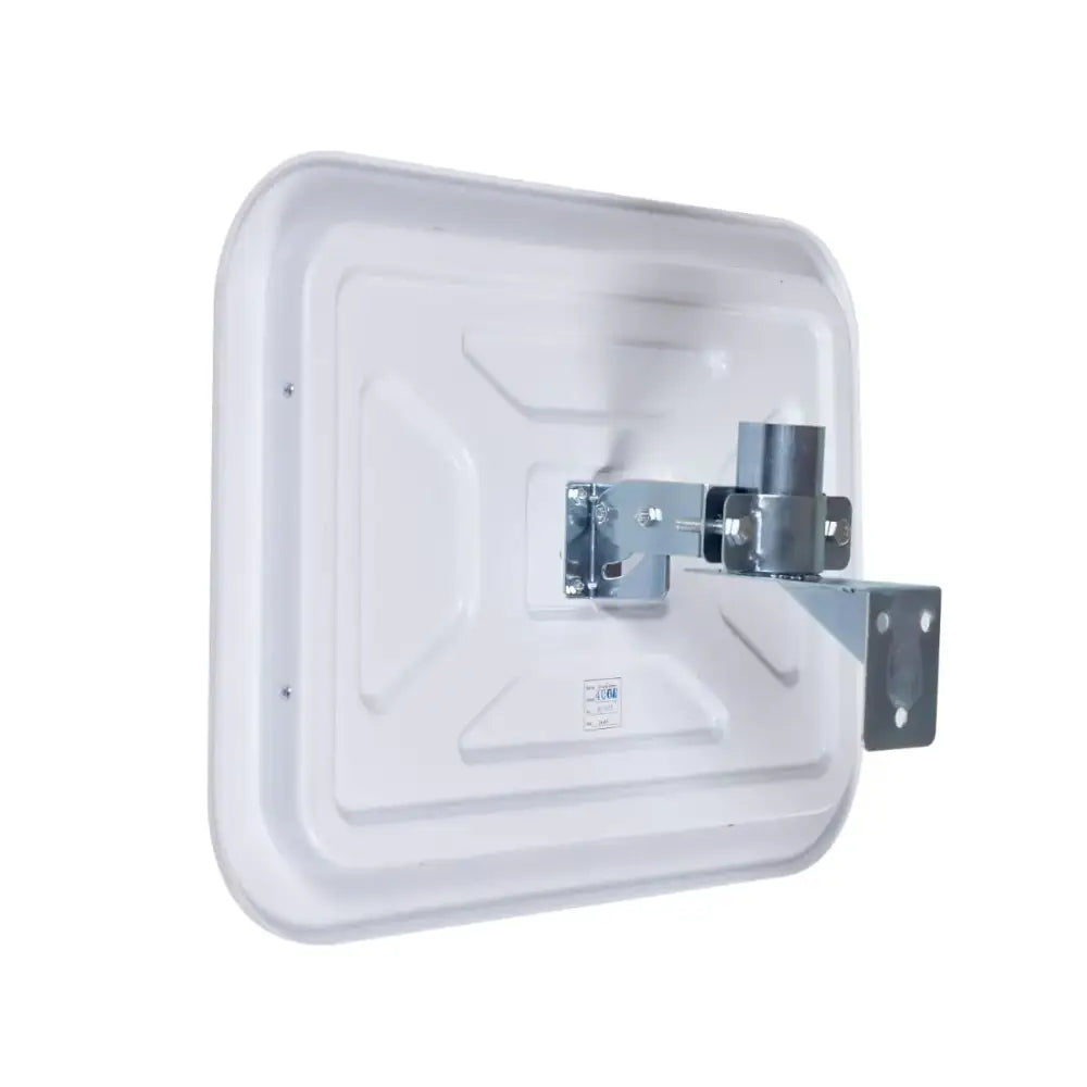 Rectangular traffic mirrors with reflective edges