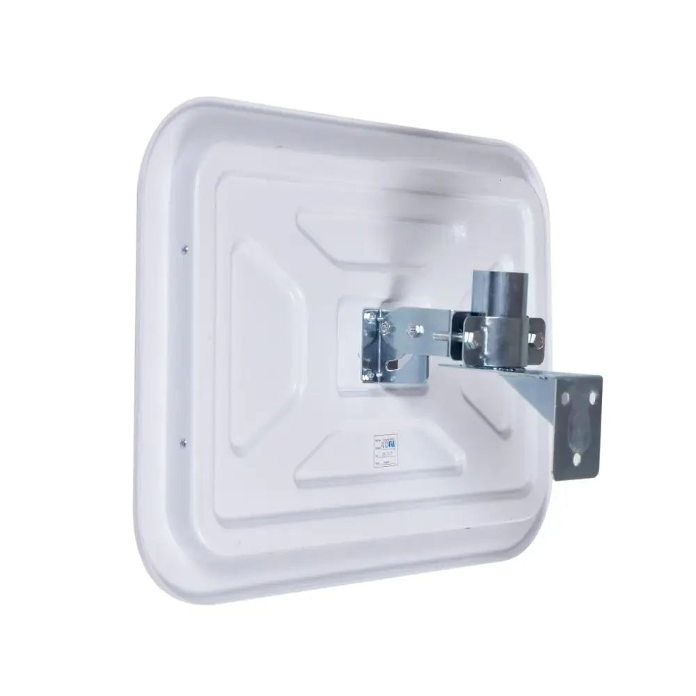 Rectangular traffic mirrors with reflective edges