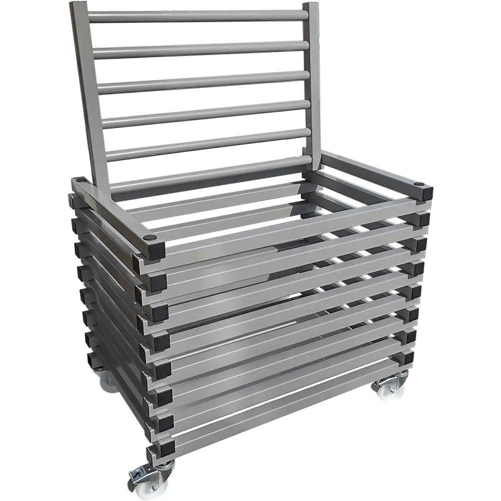 Sports storage with lid