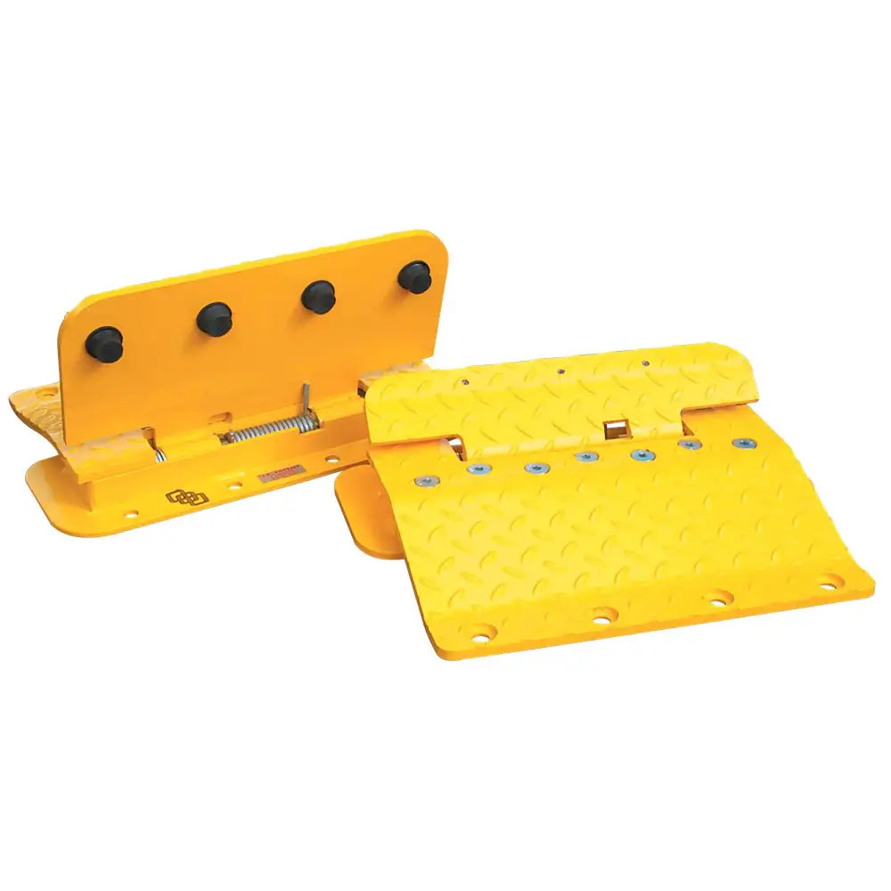 Surface mounted flow plates