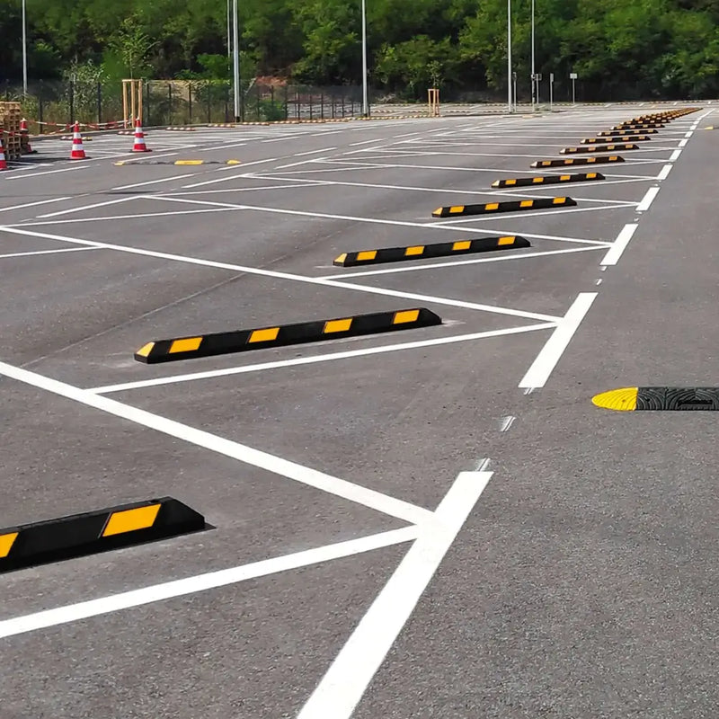 Traffic line - park aid wheel stop