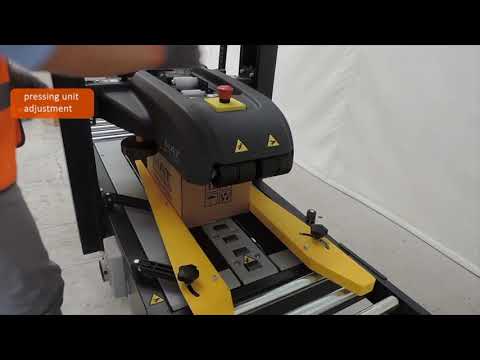 Siat SK20 Semi-Automatic Case Sealing Machine, Top & Bottom Belt Driven Case Taping Machines Siat